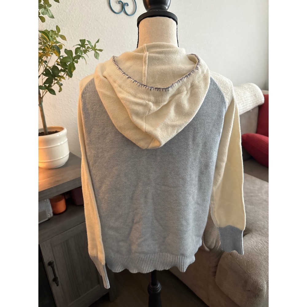 Charlie B women's medium sweater blue white‎ hooded - Picture 2 of 4